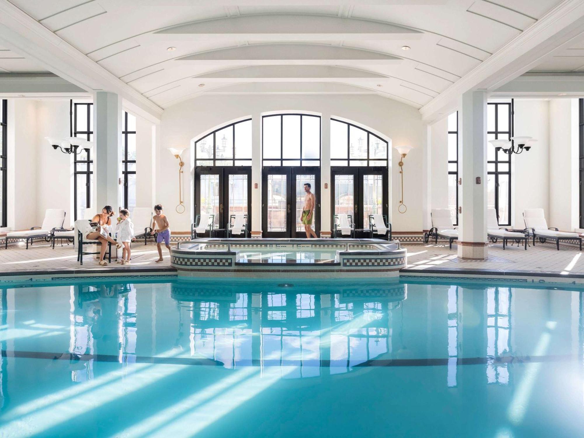 فندق فيرمونت لو شاتو فرونتناك مدينة كويبيك المظهر الخارجي الصورة The Spa at The Westin